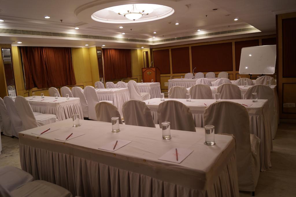 Royal Fort Hotel Visakhapatnam Exterior foto