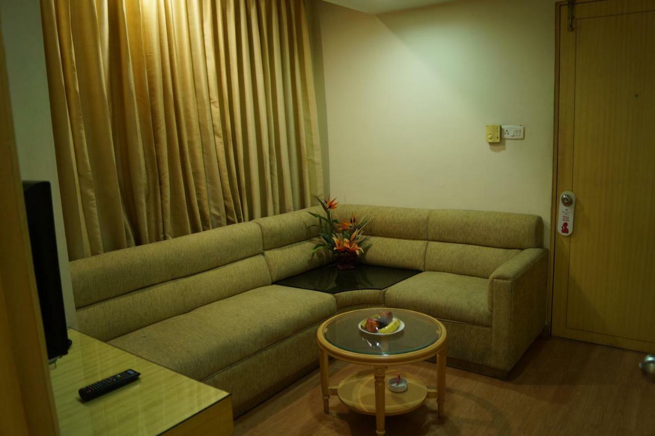 Royal Fort Hotel Visakhapatnam Exterior foto